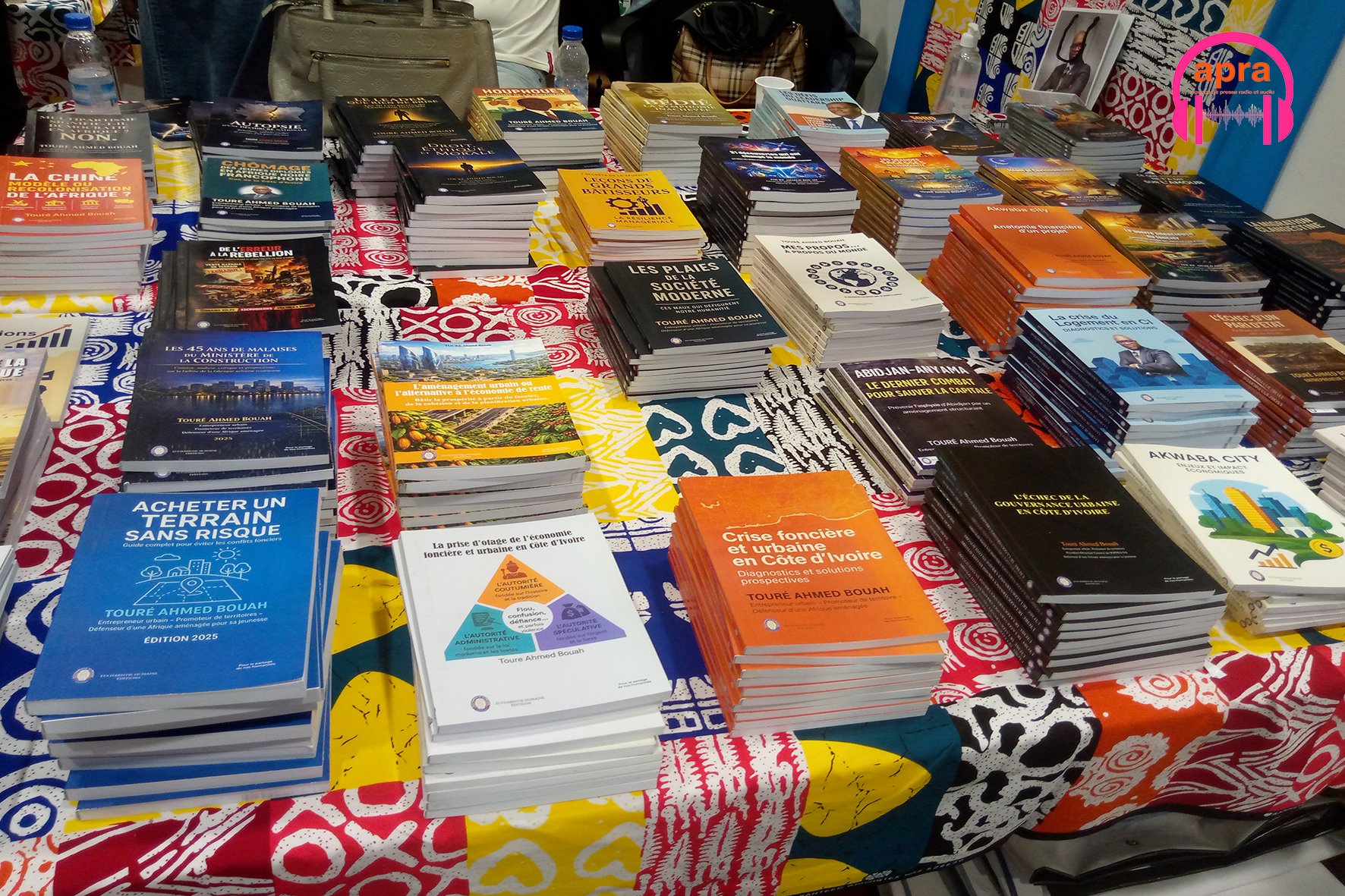 Littérature / SILA 2026 : De l’entrepreneuriat à l’écriture, Touré Ahmed Bouah au cœur de l’éveil des consciences.