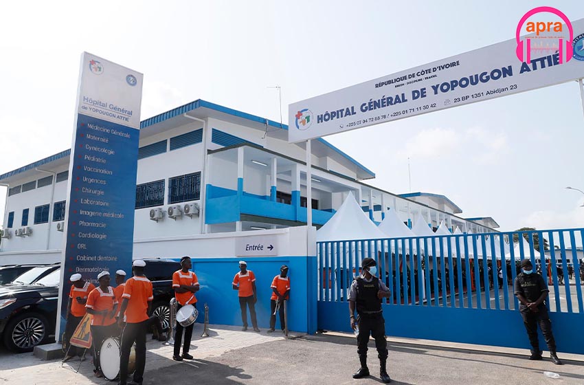 Patrick Achi lance la phase 1 de la rénovation des locaux de l'hôpital général de Yopougon-Attié dans le nord d'Abidjan.
