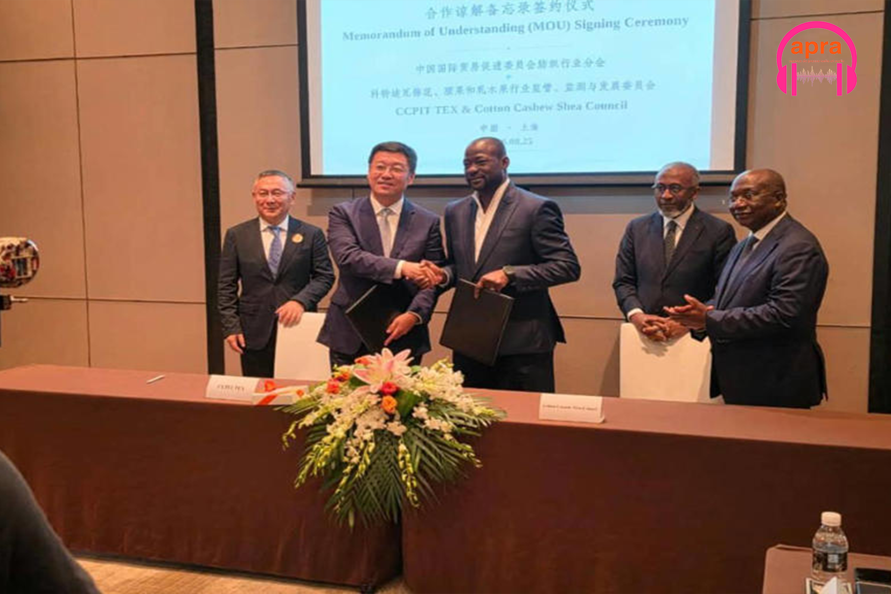 Économie / De la fibre au vêtement : la Côte d’Ivoire veut accélérer la transformation de son coton.