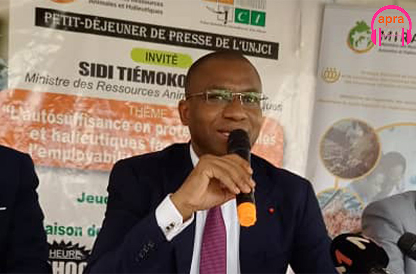 Le ministre Sidi Touré parle de « L’autosuffisance en protéine animale et halieutique face au défi de l’employabilité de la jeunesse. » devant la presse