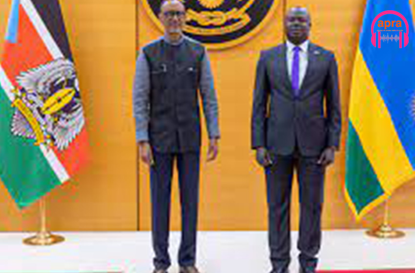 Diplomatie : l’ambassadeur Silas METCH présente ses lettres de créances au président rwandais