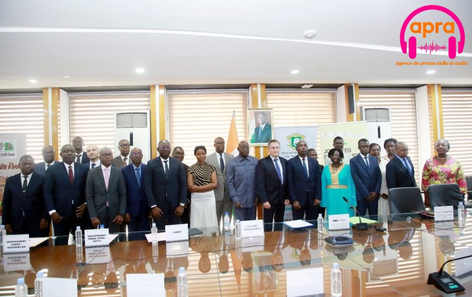 Société / Côte d'Ivoire : un million d'hectares de terres rurales certifiés, 20 % de l'objectif du PRESFOR atteint.