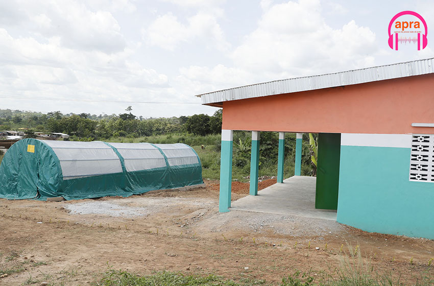 PA-PSGOUV : Le nouveau bâtiment de l’unité semi-industrielle de transformation de manioc du groupement Sanata de n’douci entièrement équipé