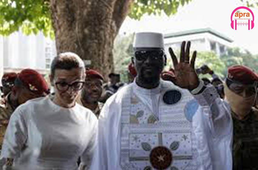 Présidentielle en Guinée : vers un sacre annoncé du général Doumbouya.
