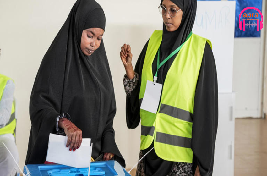 Actualité africaine : À Mogadiscio, la Somalie teste le retour au vote direct après six décennies.