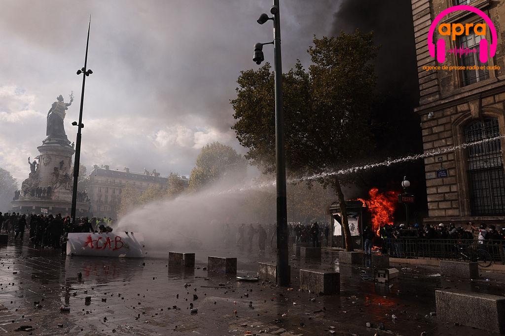 Actualité internationale / France : un calme fragile après les violences, les couvre-feux maintenus localement.