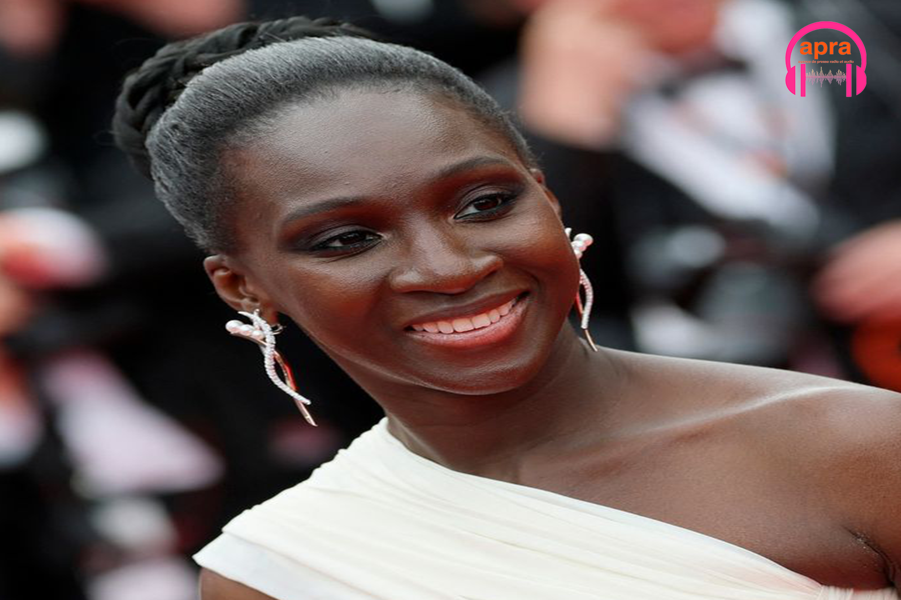 CINÉMA / Festival de Cannes 2026 : Eye Haïdara, du rôle culte à maîtresse de cérémonie, l’ascension irrésistible.